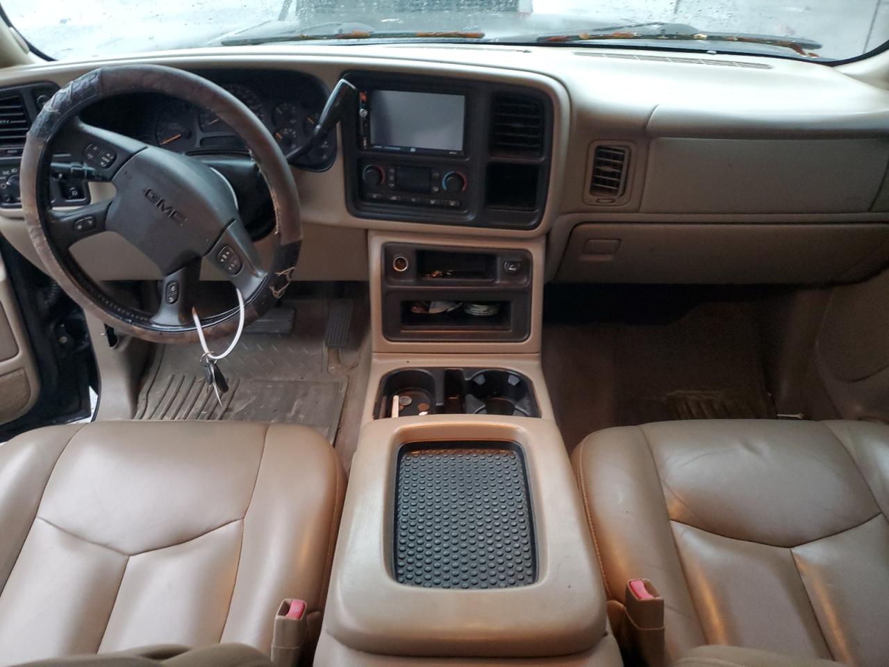 2005 GMC Sierra - Image 8