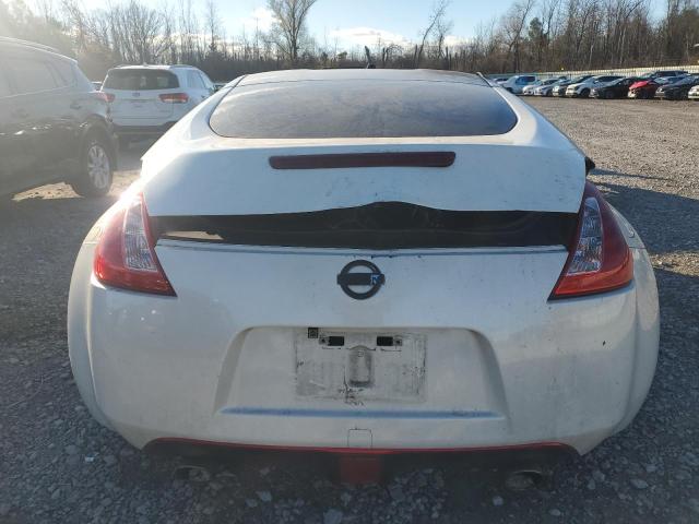  NISSAN 370Z 2018 Biały