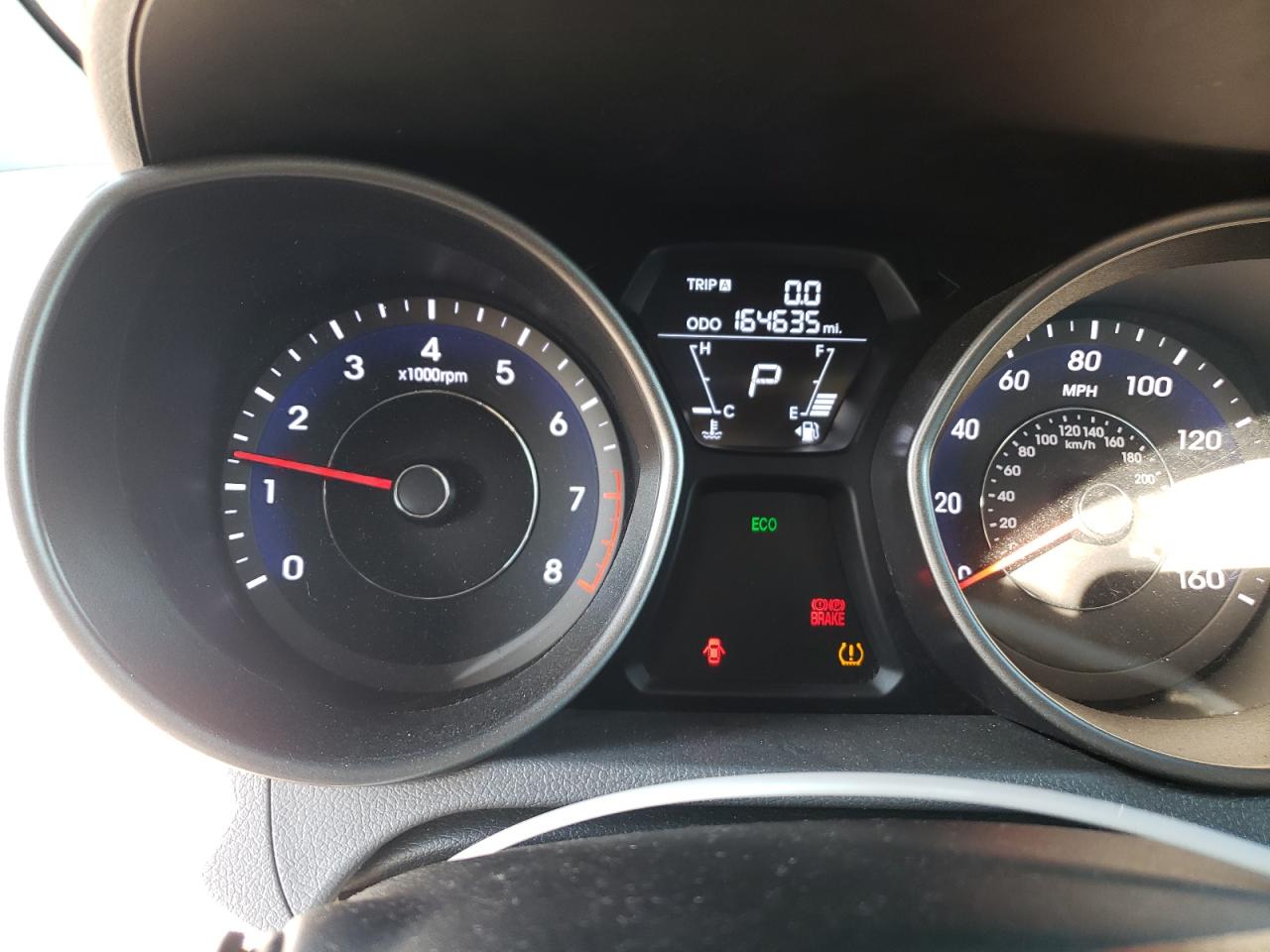 2013 Hyundai Elantra - Image 9