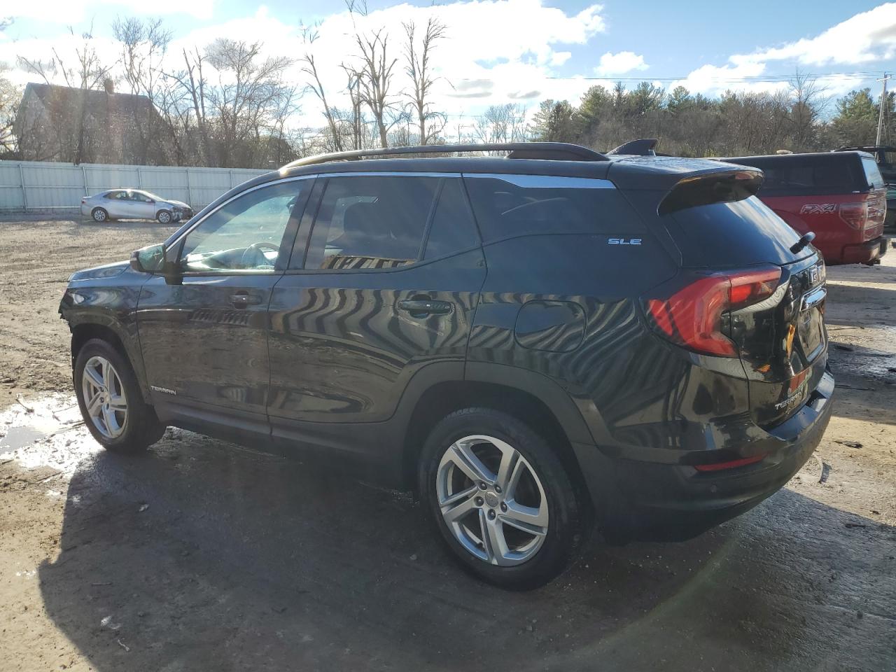 2020 GMC Terrain - Image 2