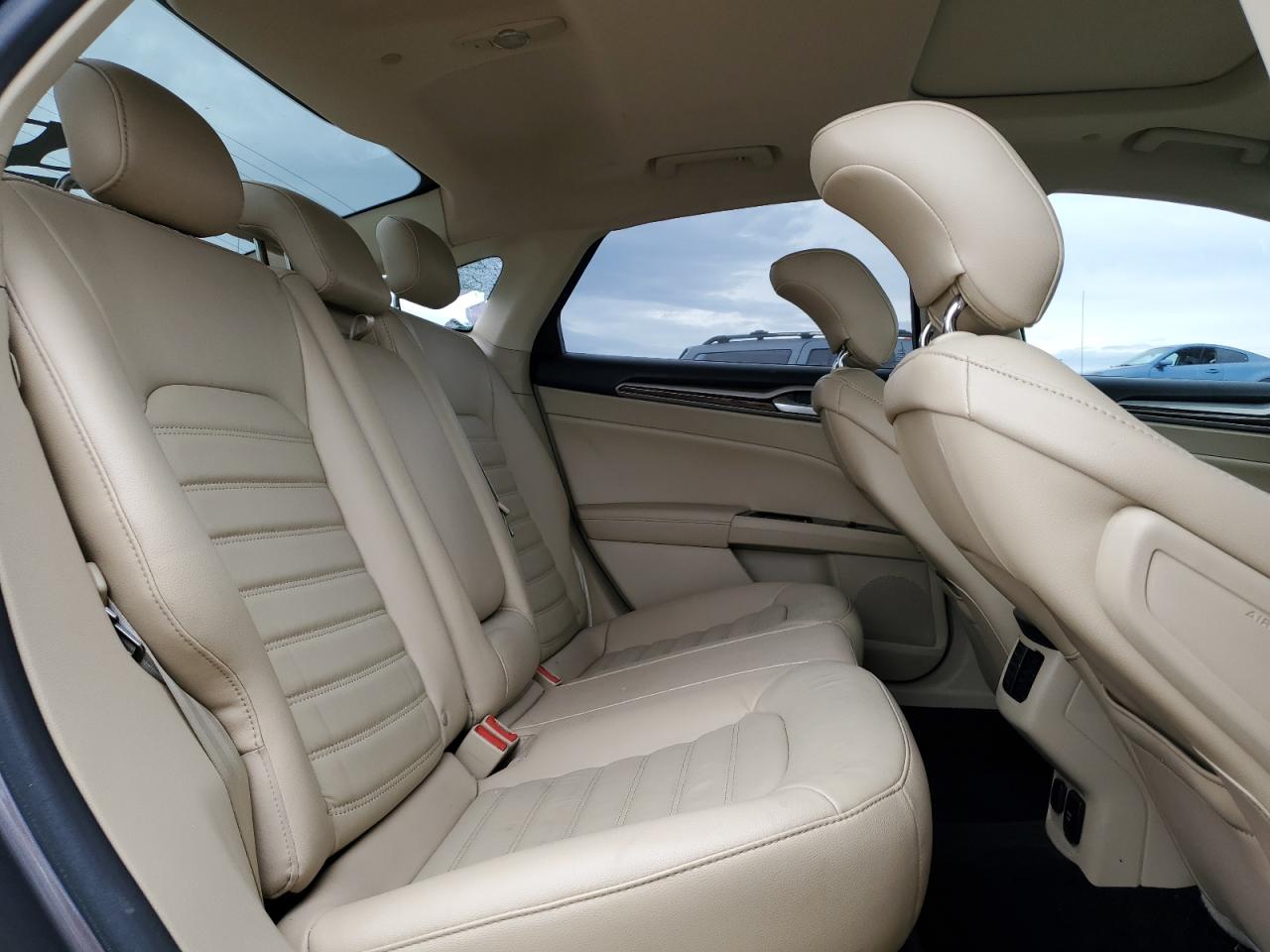 2014 Ford Fusion - Image 10