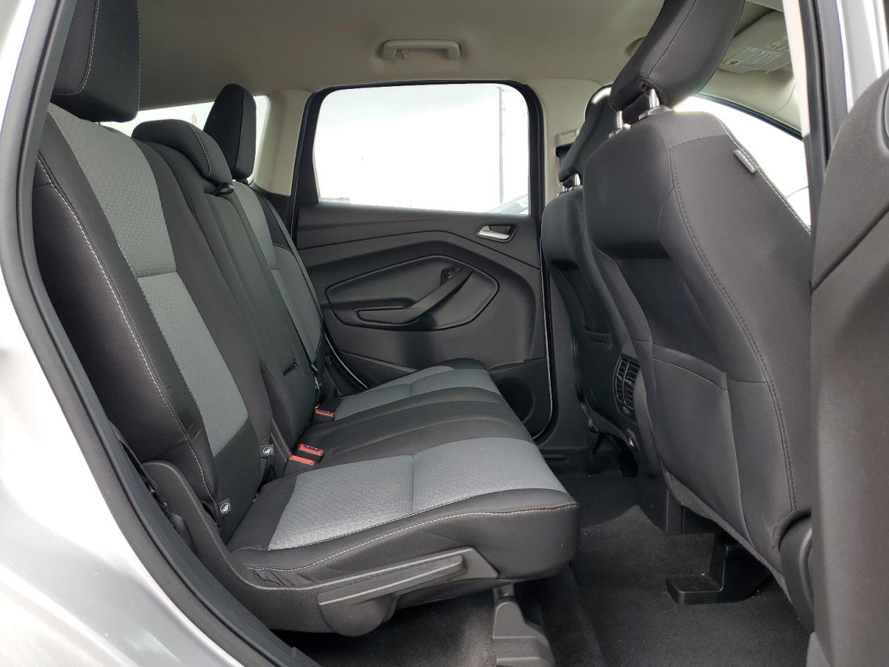 2019 Ford Escape - Image 11