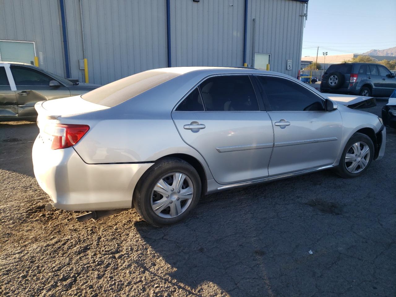 VIN 4T4BF1FK5ER441078 2014 TOYOTA CAMRY no.3