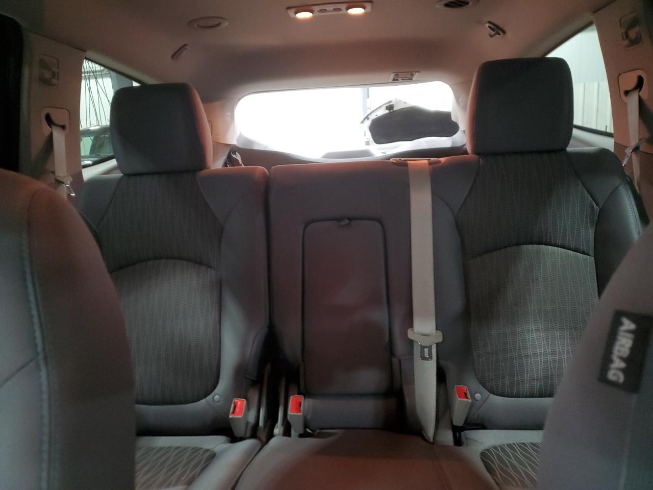 2015 Chevrolet Traverse - Image 10