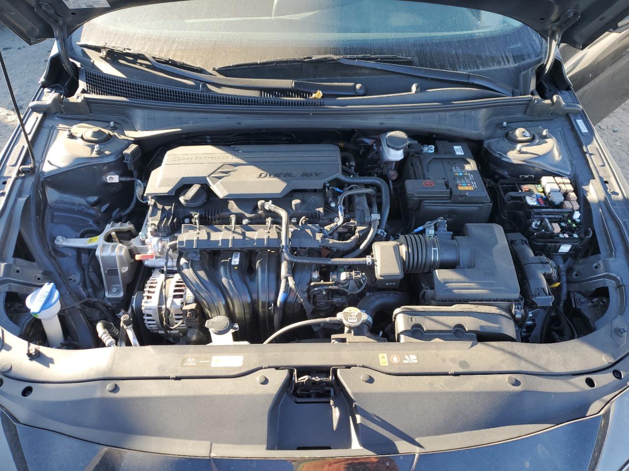 2024 Hyundai Elantra - Image 11