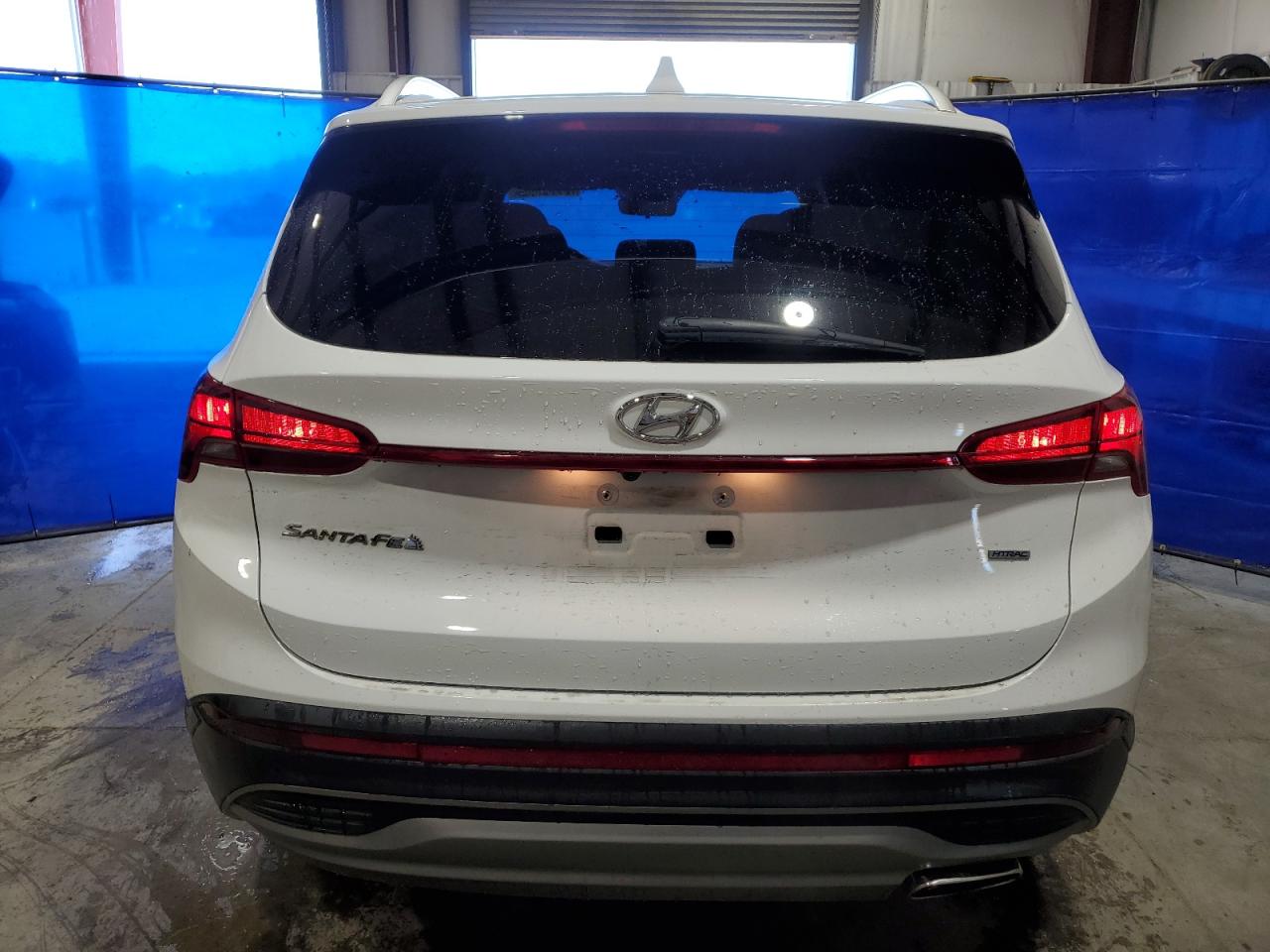2023 Hyundai Santa Fe - Image 6