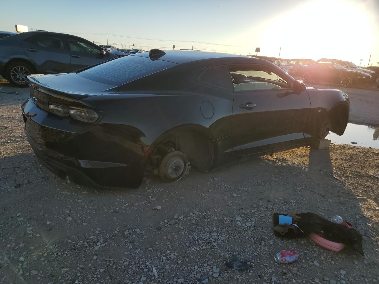 2020 Chevrolet Camaro - Image 3