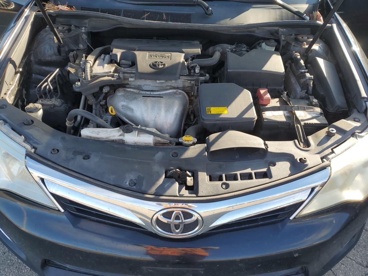 2012 Toyota Camry - Image 12