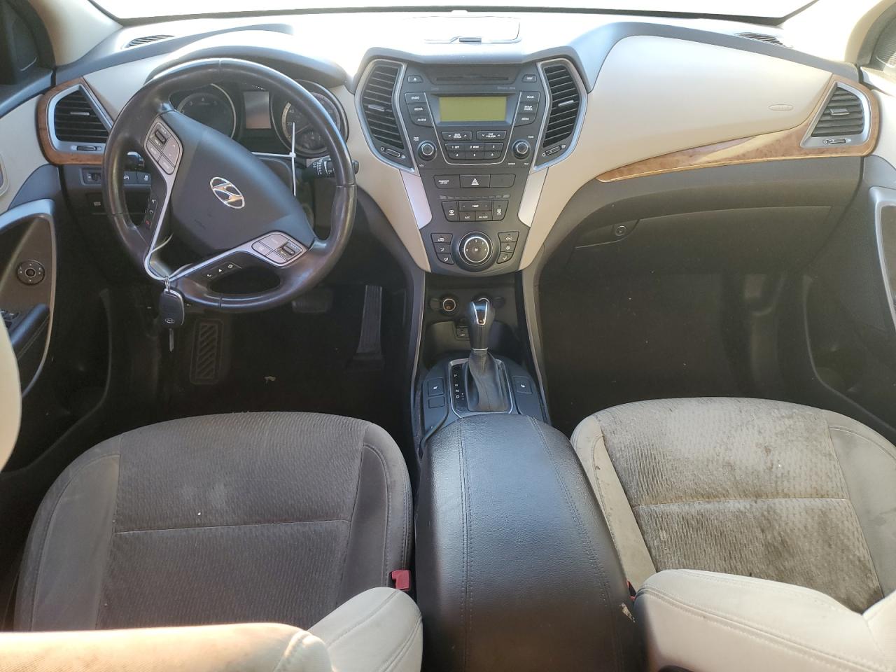 2013 Hyundai Santa Fe - Image 8