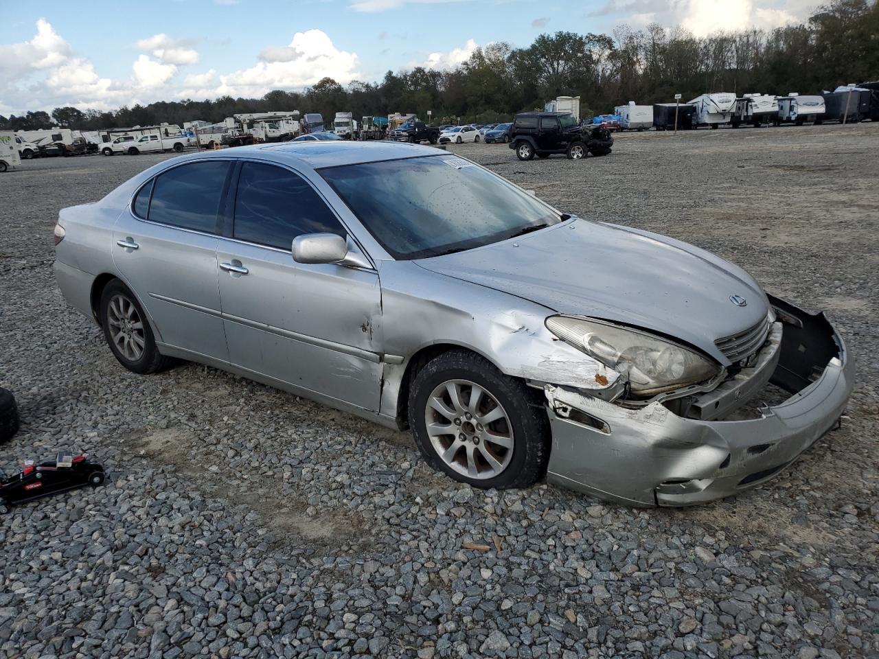 2002 Lexus ES - Image 4
