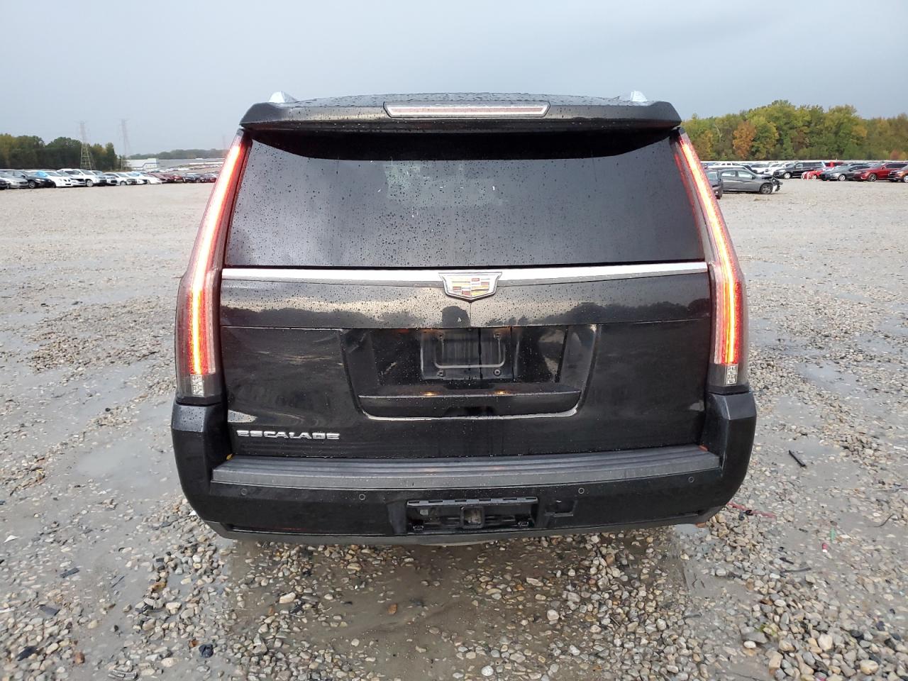 2015 Cadillac Escalade - Image 6