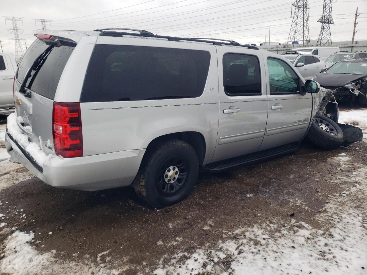 2012 Chevrolet Suburban - Image 3