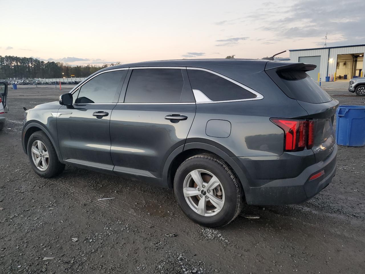 2022 Kia Sorento - Image 2