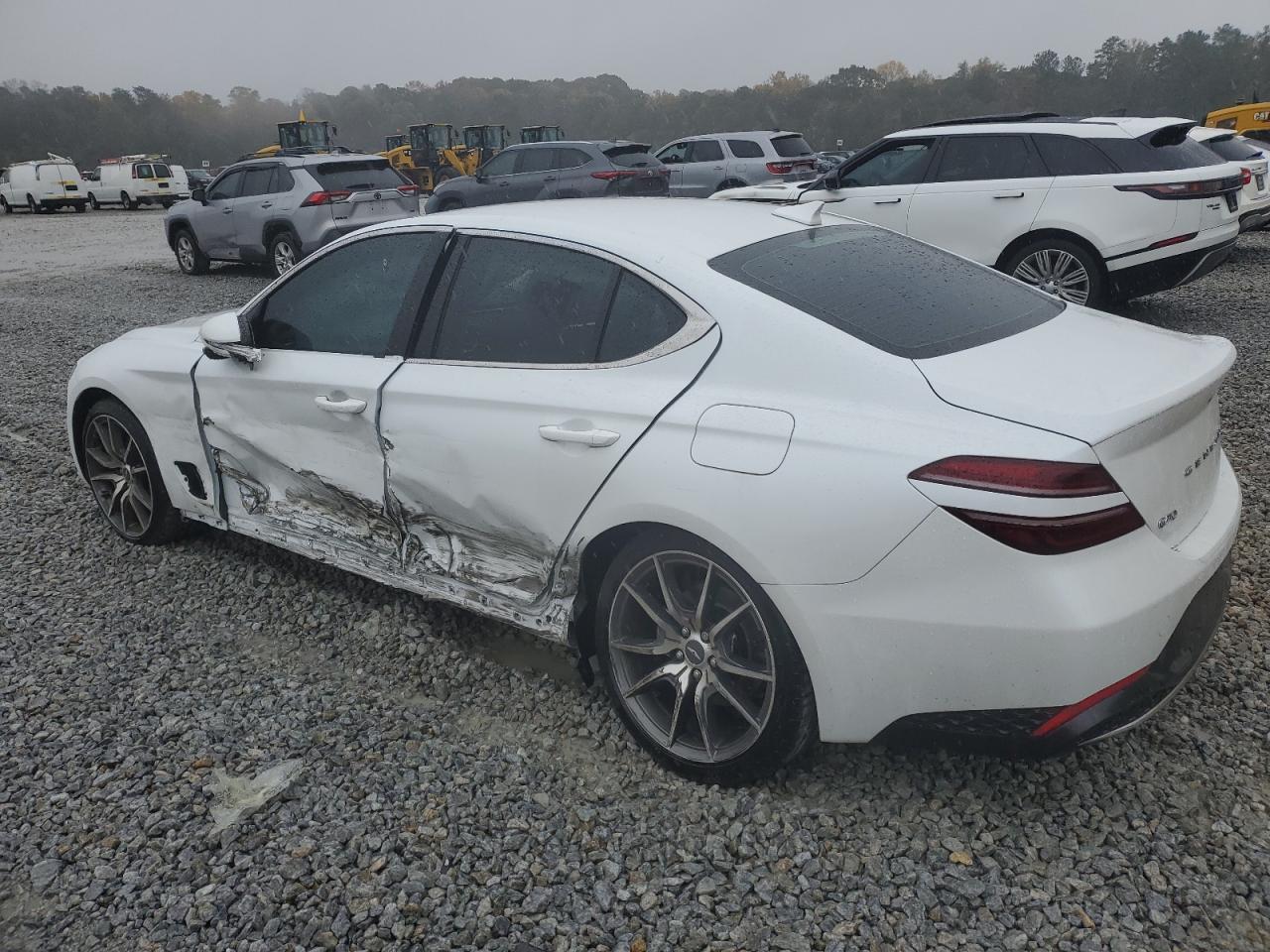 2023 Genesis G70 - Image 2