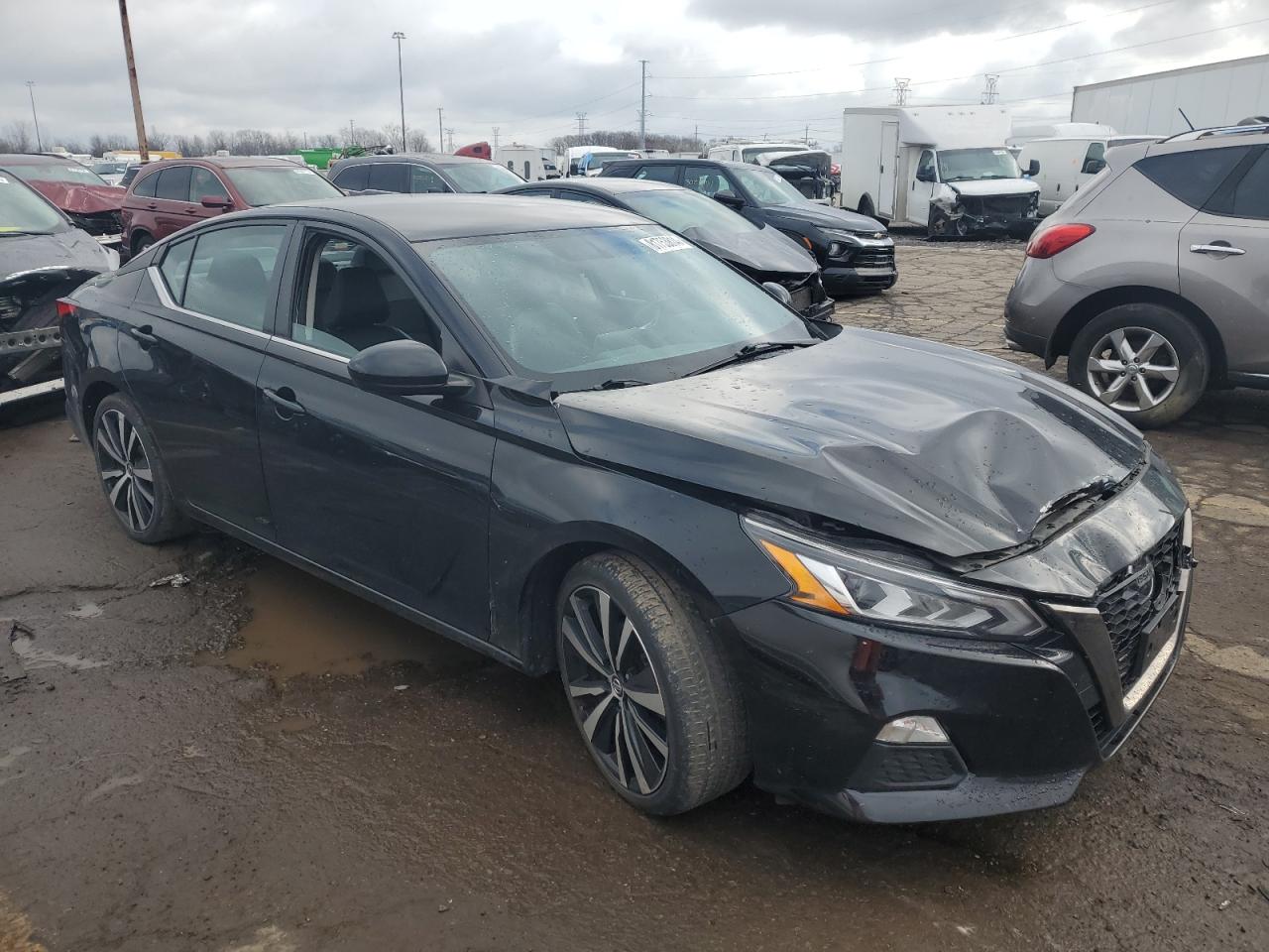 2019 Nissan Altima - Image 4