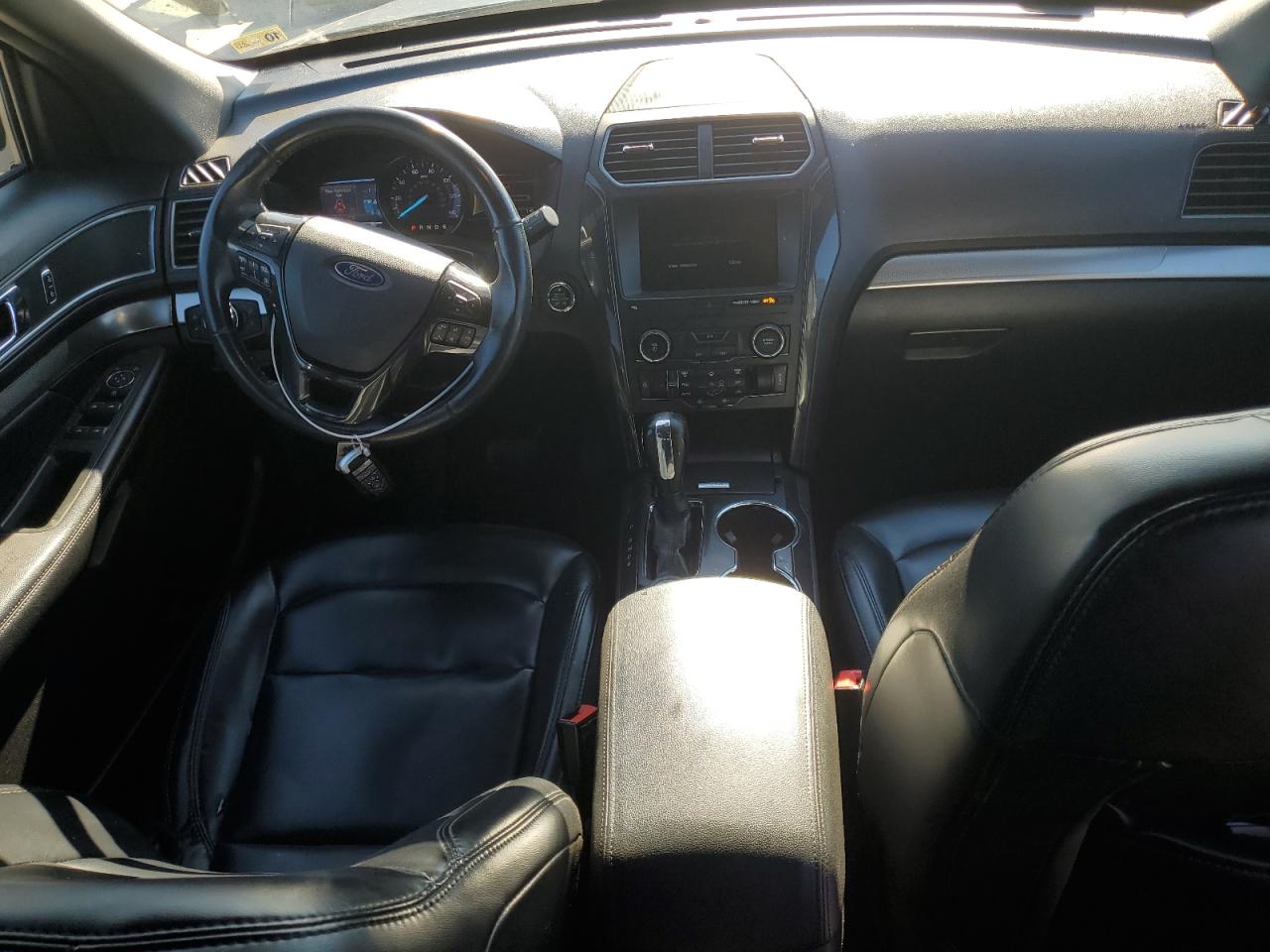 2019 Ford Explorer - Image 8