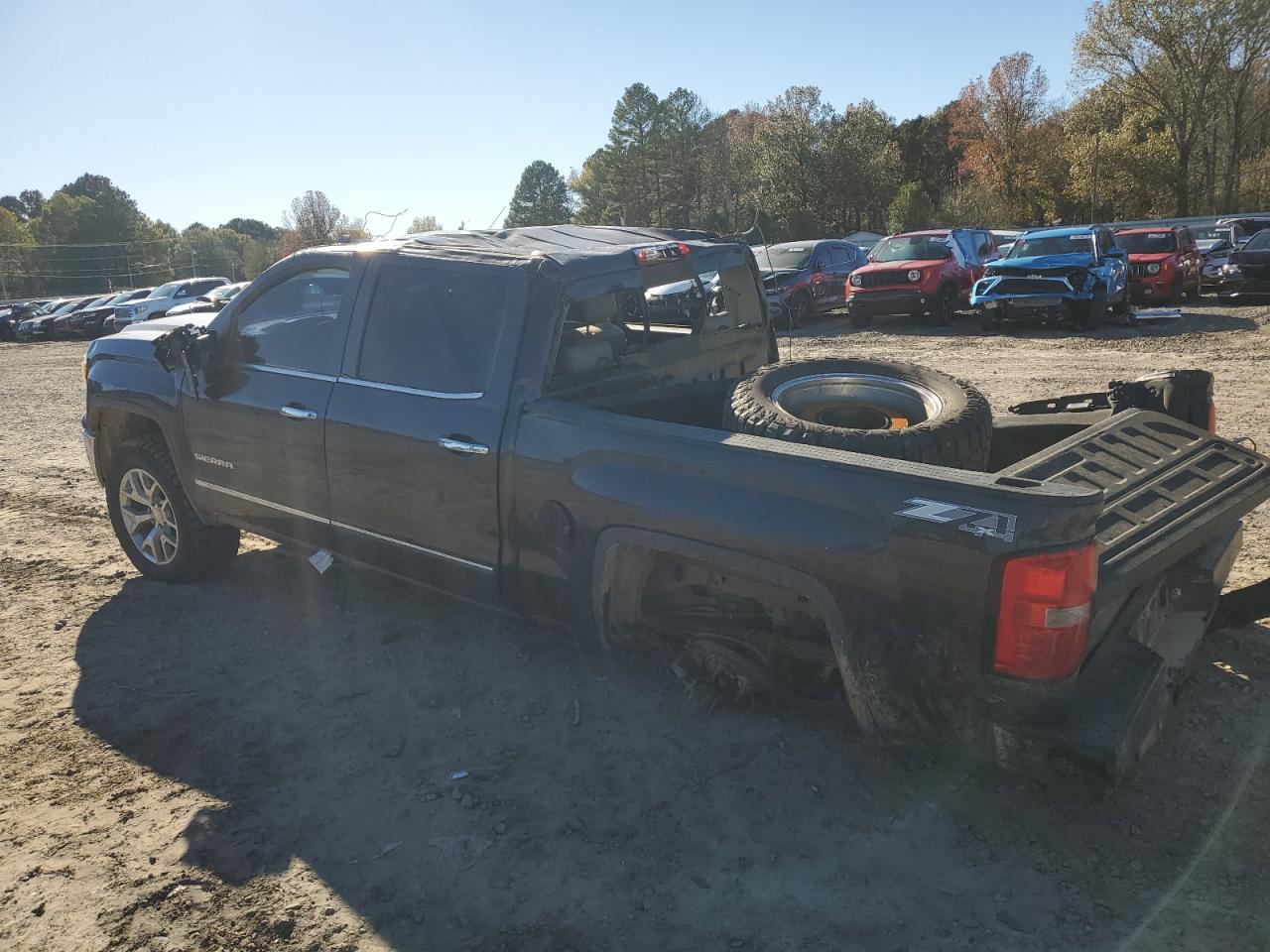 2015 GMC Sierra - Image 2