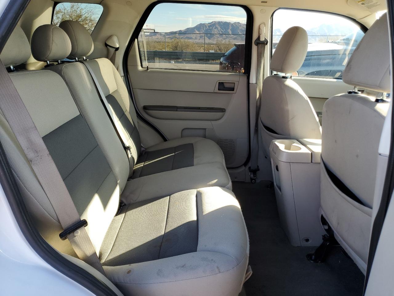 2008 Ford Escape - Image 11