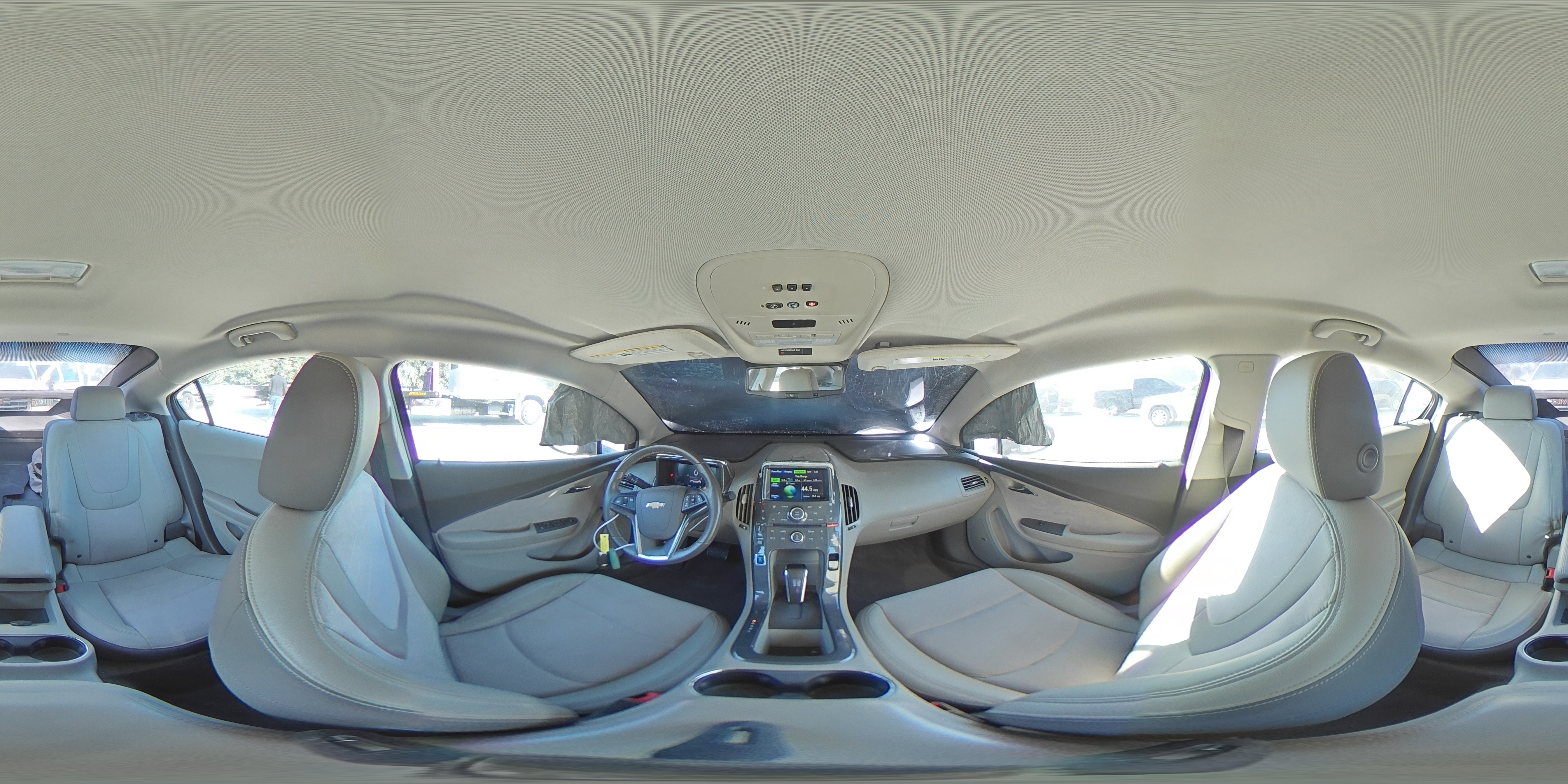 2013 Chevrolet Volt - Image 15