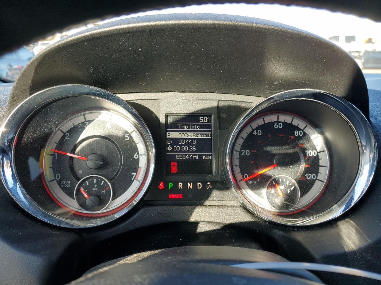 2019 Dodge Caravan - Image 9