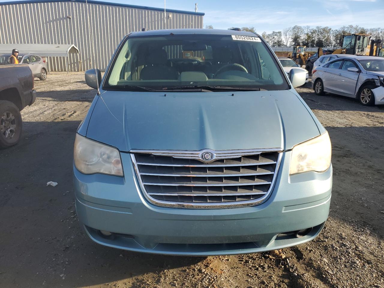 2010 Chrysler Town & Country - Image 5