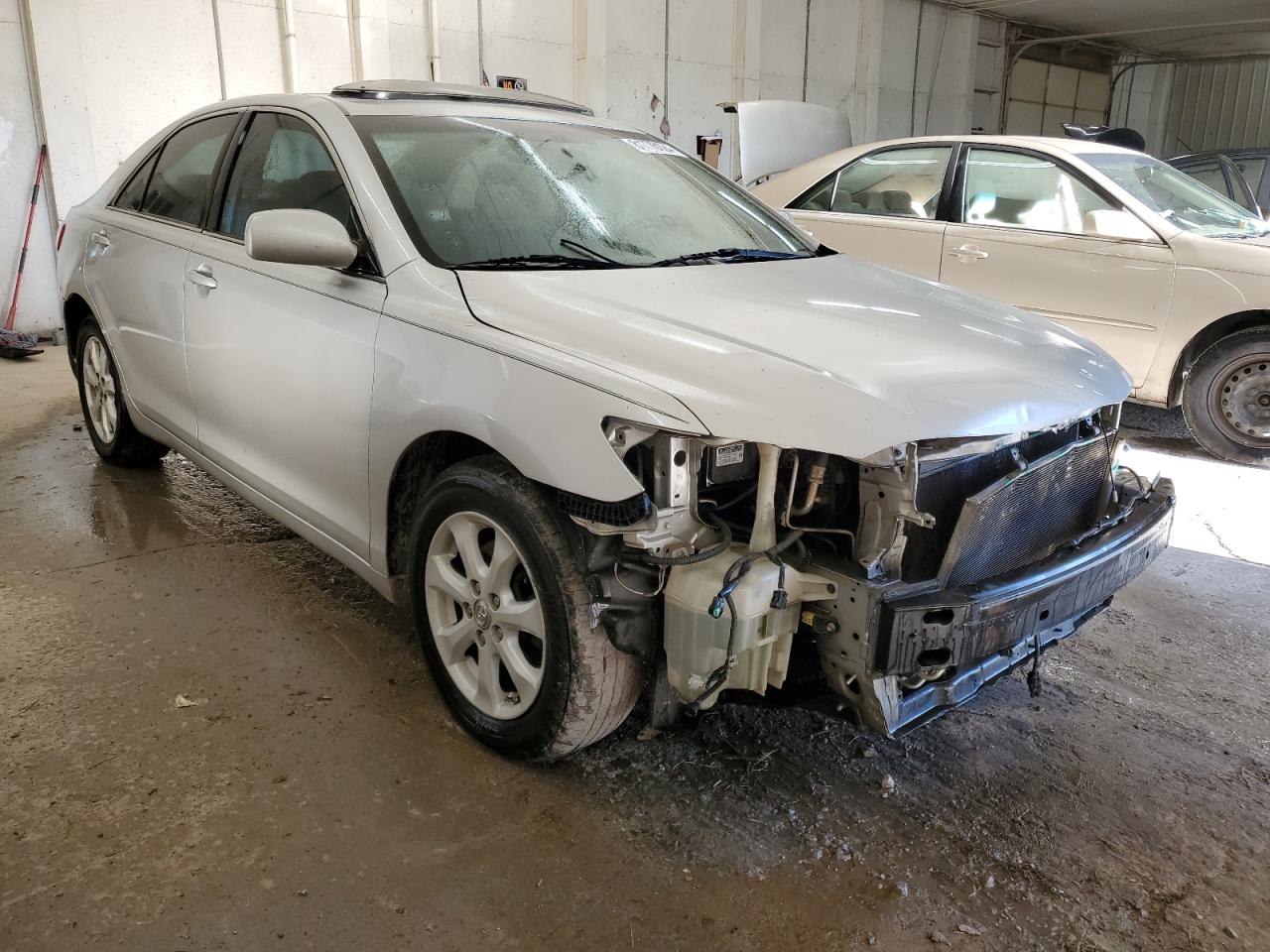 2010 Toyota Camry - Image 4