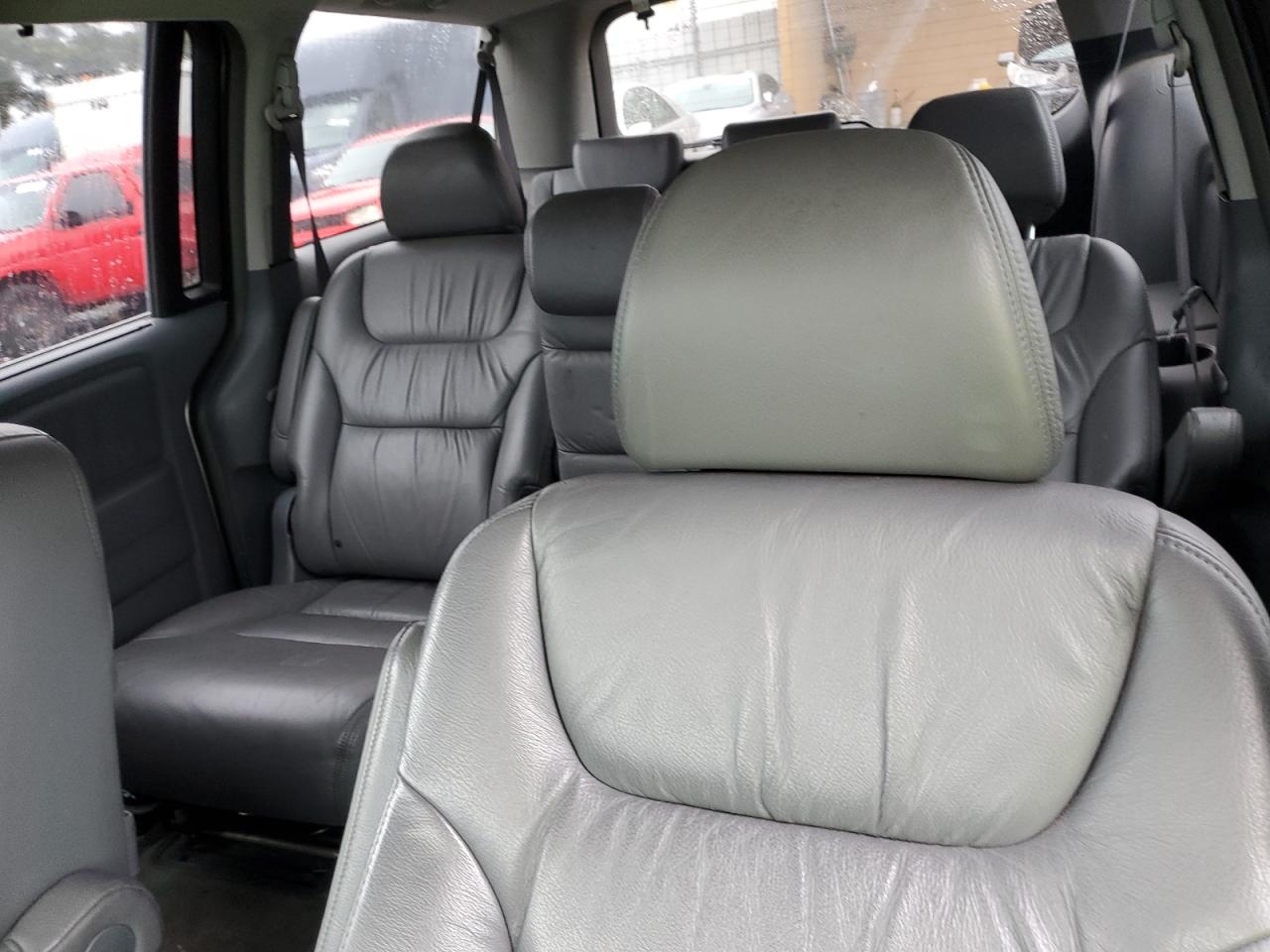 2006 Honda Odyssey - Image 10