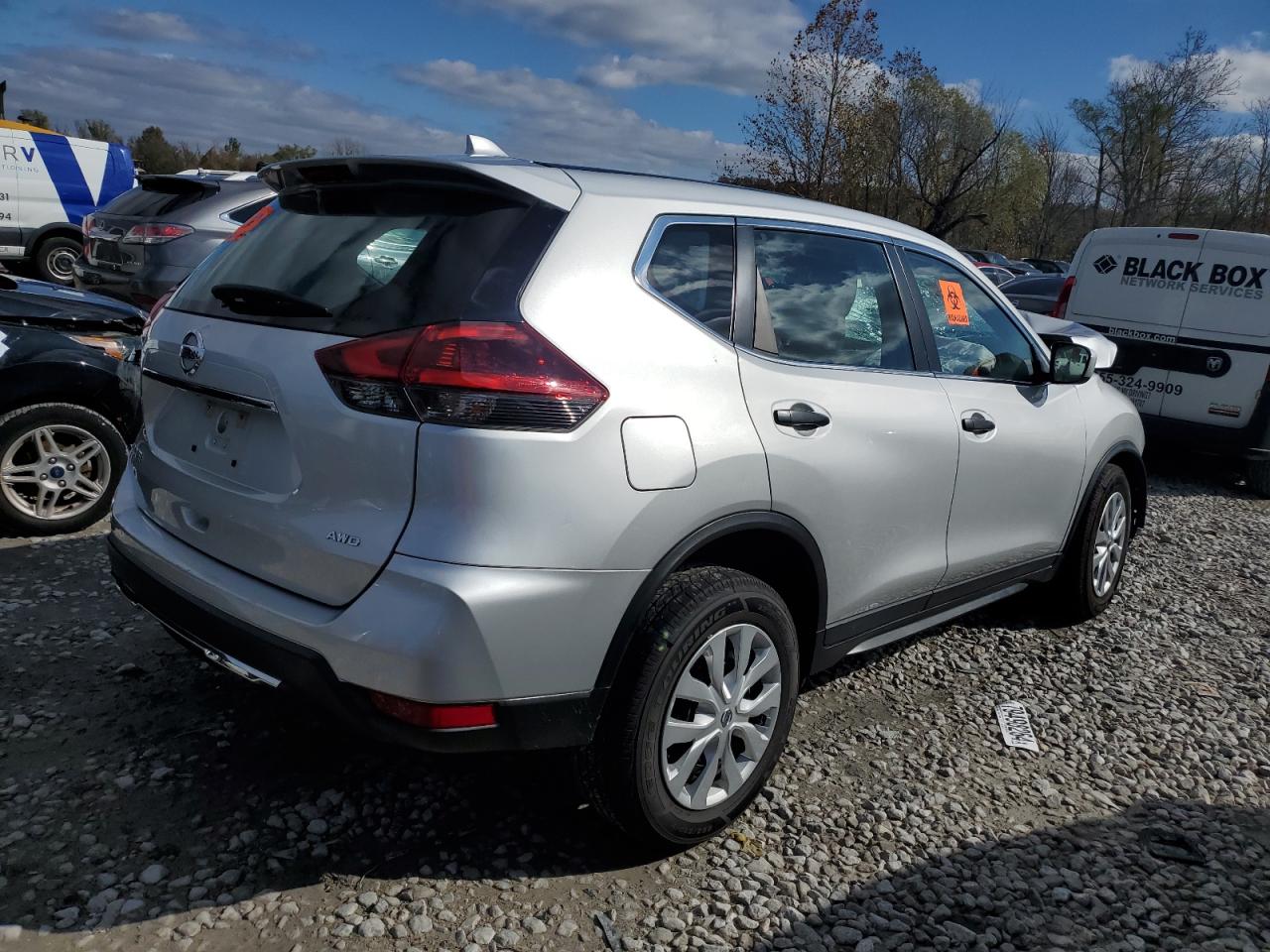 2018 Nissan Rogue - Image 3