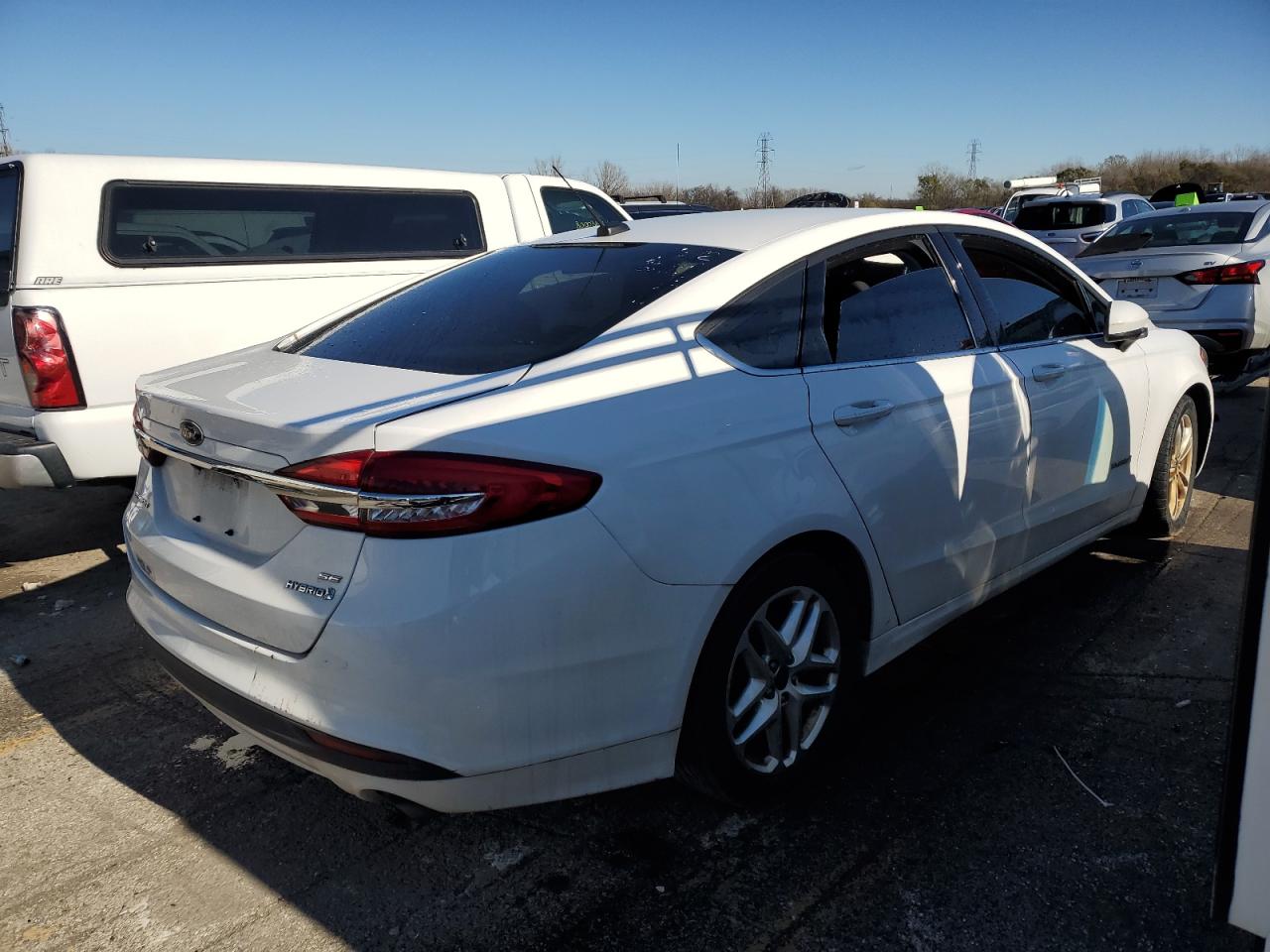 VIN 3FA6P0LU4JR242298 2018 FORD FUSION no.3