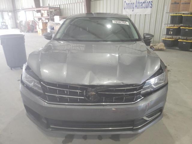  VOLKSWAGEN PASSAT 2019 Szary