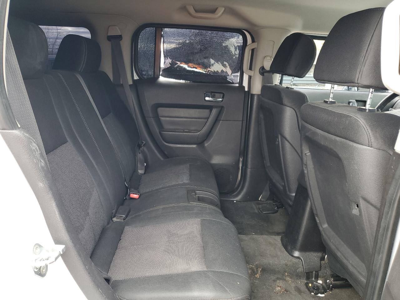 2007 Hummer H3 - Image 11