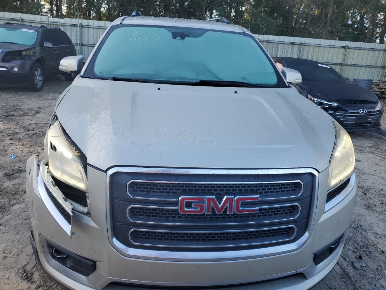 2016 GMC Acadia - Image 5