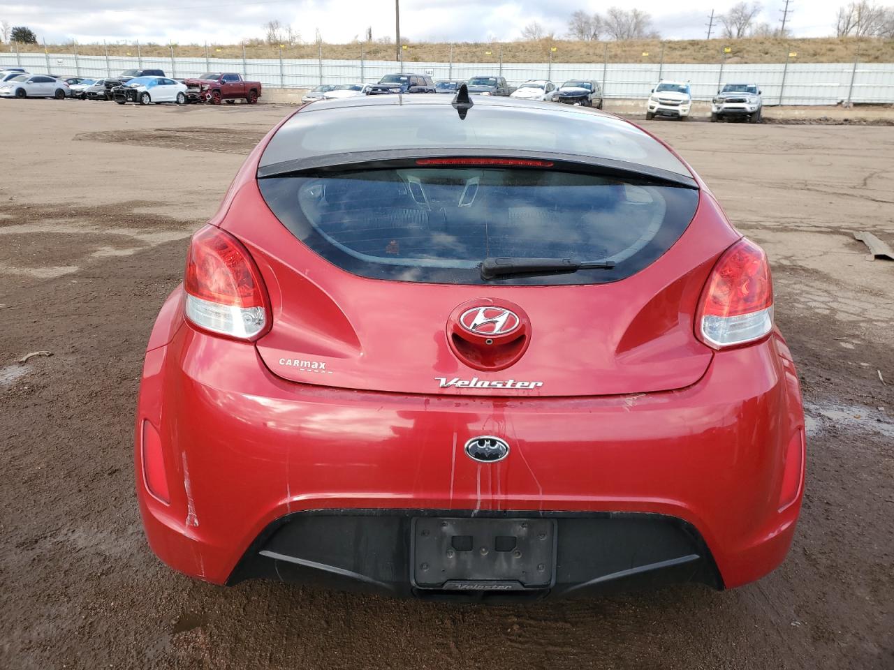 2015 Hyundai Veloster VIN: KMHTC6AD4FU233689 Lot: 82494724