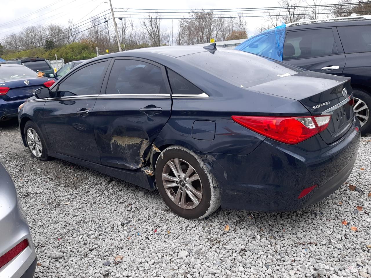 2014 Hyundai Sonata - Image 2