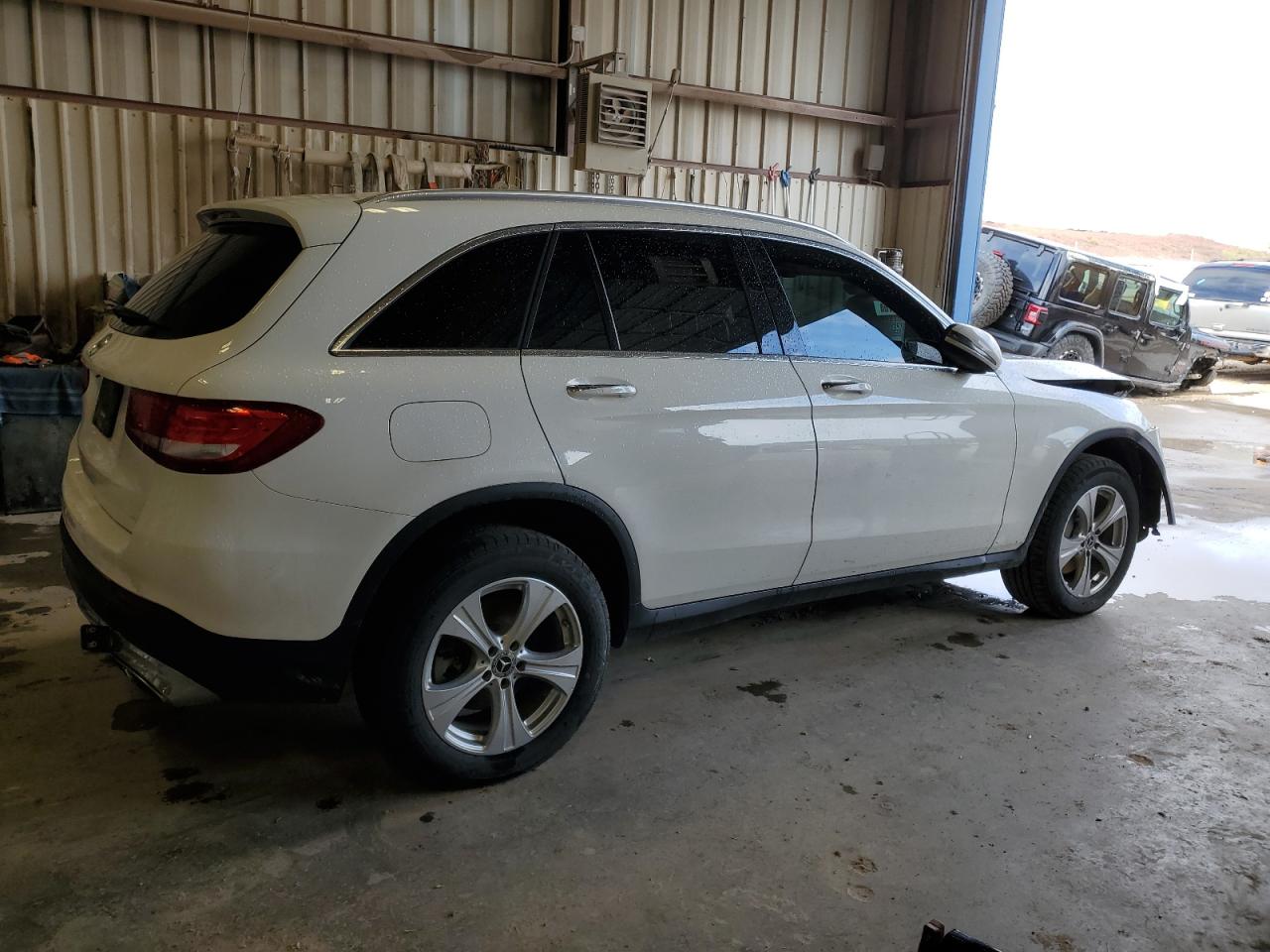 2018 Mercedes-Benz GLC - Image 3