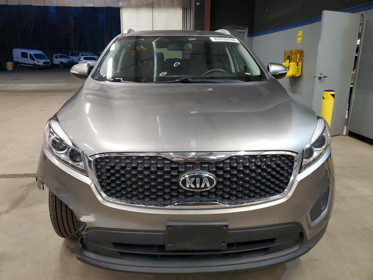 2016 Kia Sorento - Image 5