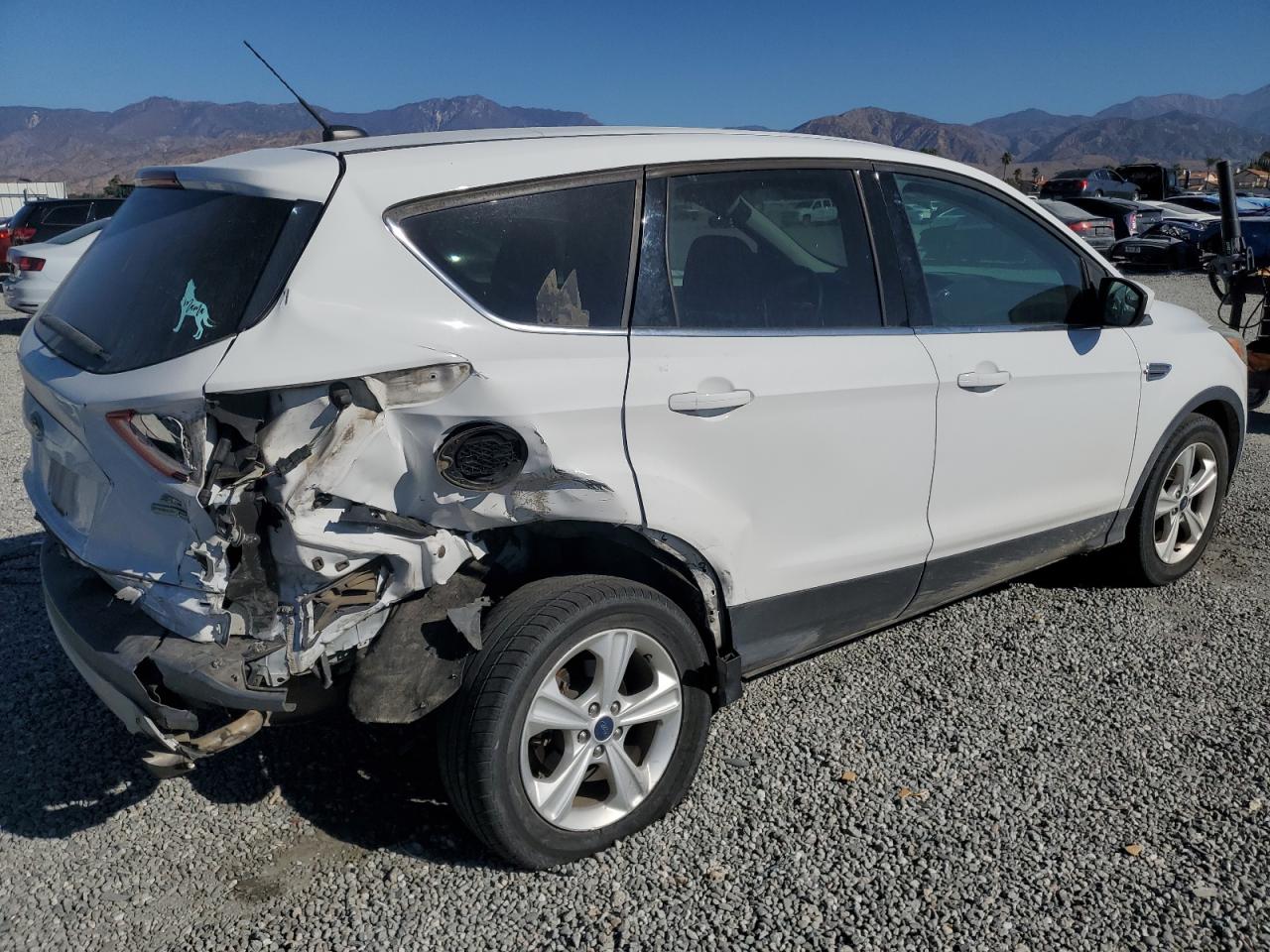 VIN 1FMCU9GX5GUB00263 2016 FORD ESCAPE no.3