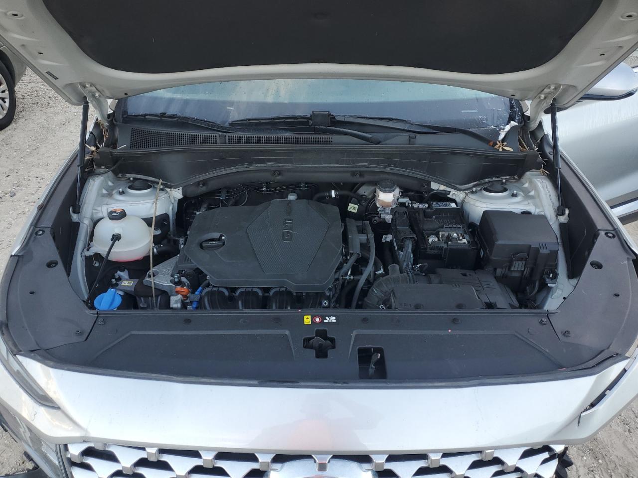 2021 Hyundai Santa Fe - Image 12