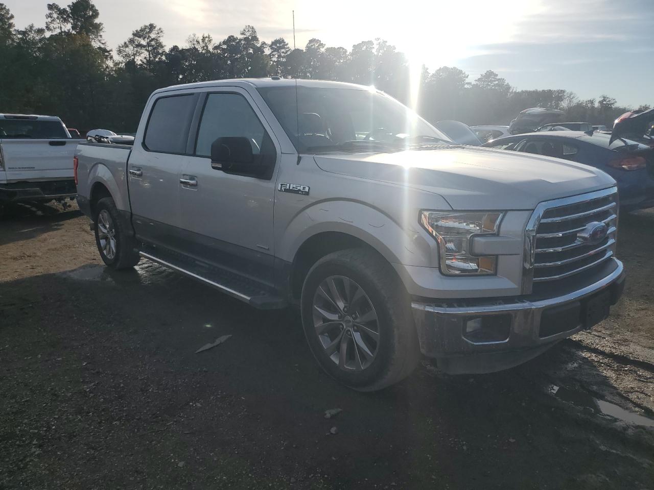 2015 Ford F-150 - Image 4
