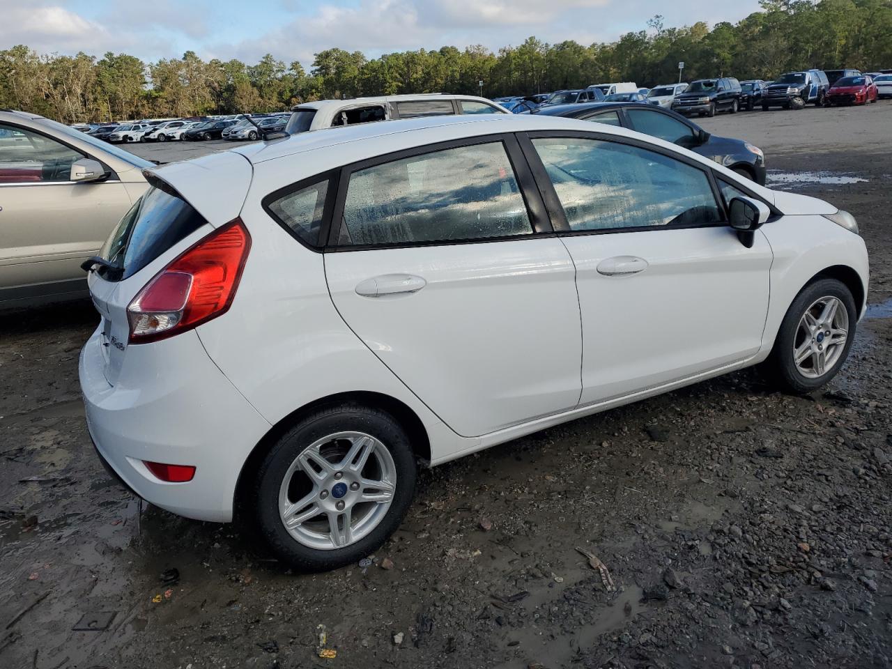 2018 Ford Fiesta - Image 3