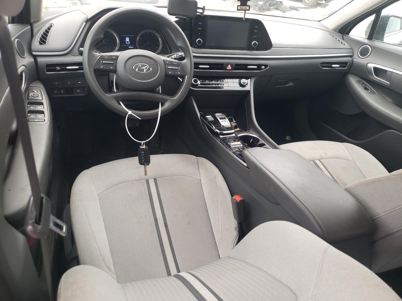 2022 Hyundai Sonata - Image 8