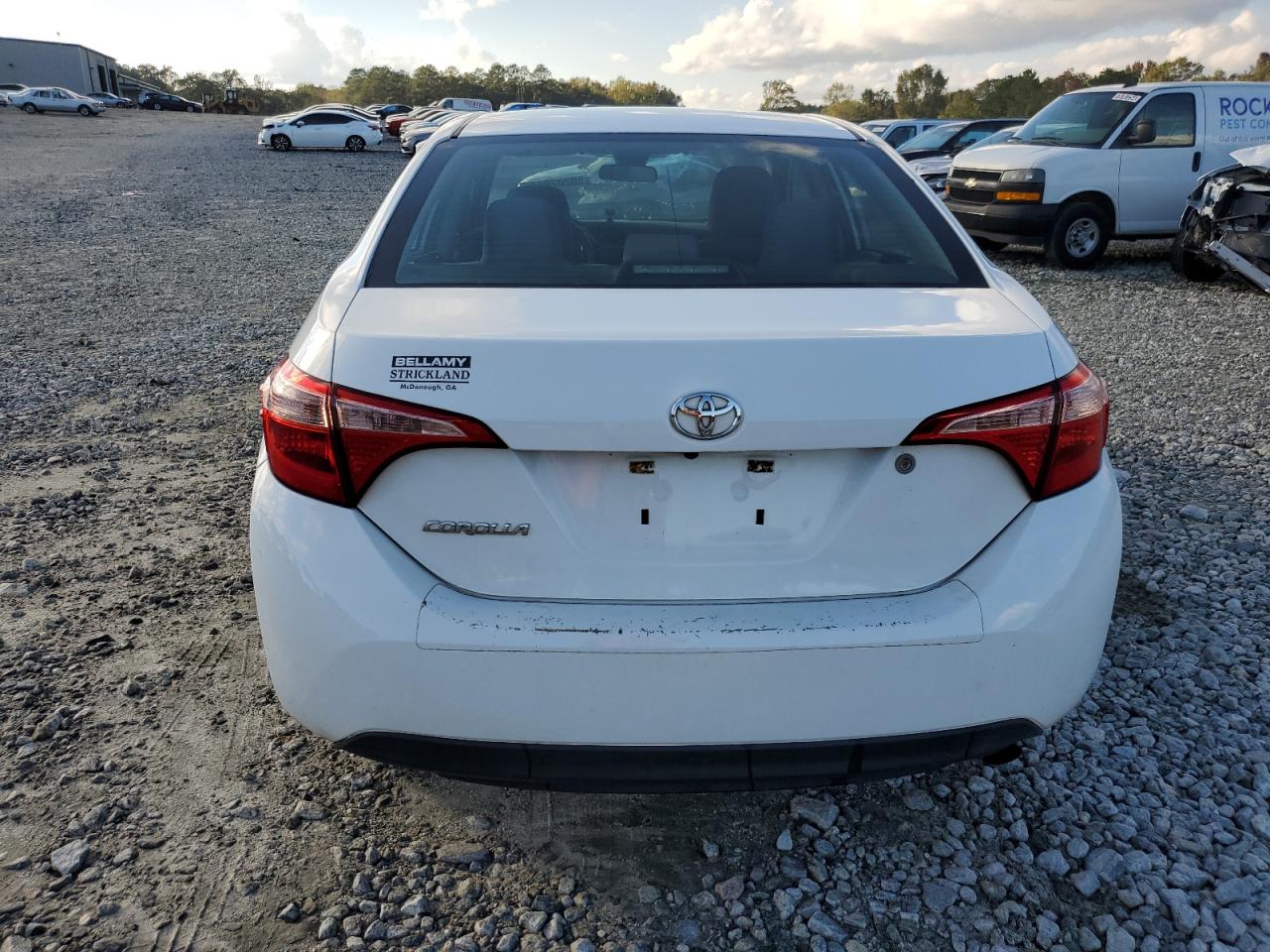 VIN 5YFBURHE4HP712353 2017 TOYOTA COROLLA no.6