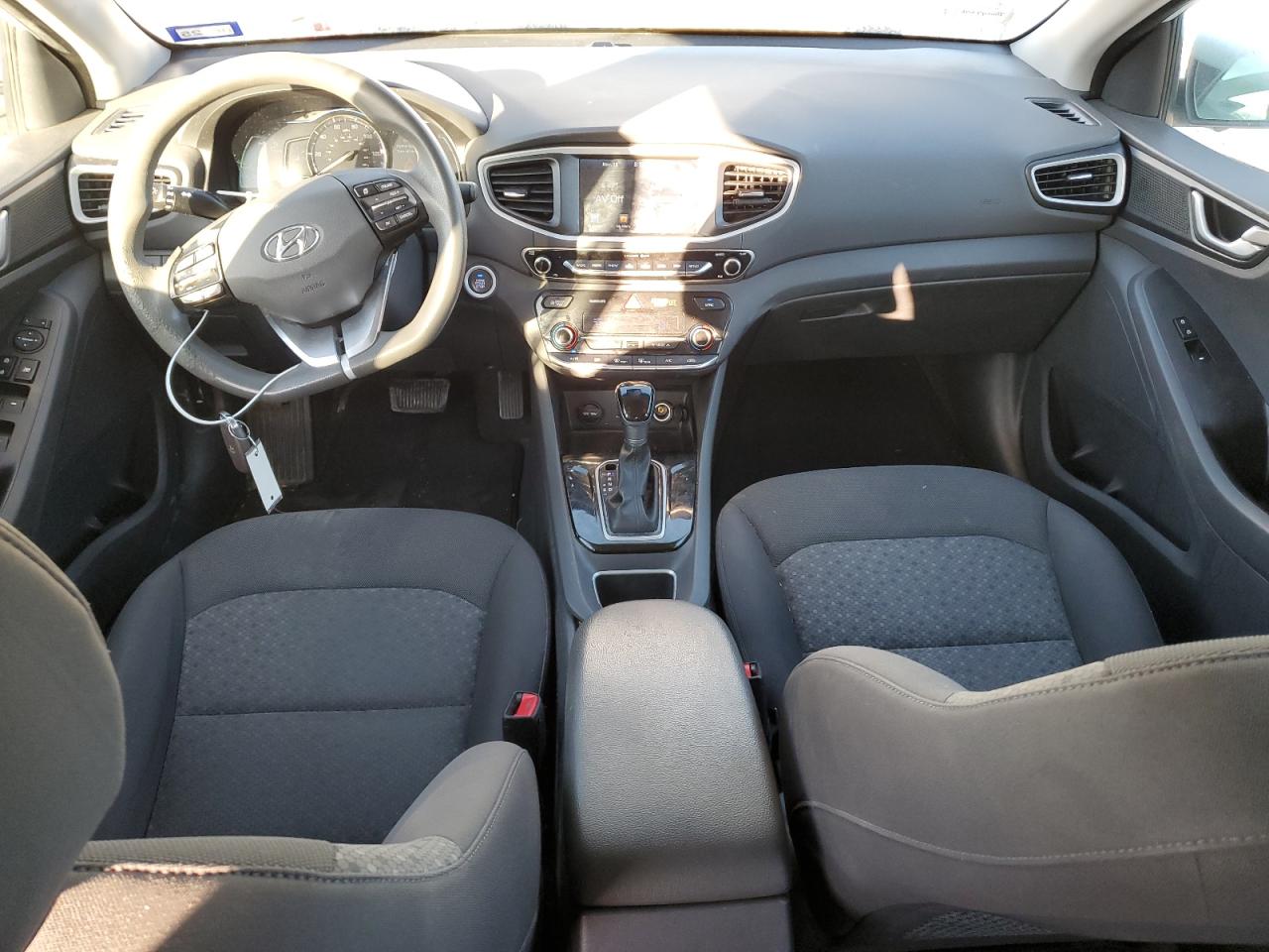 2017 Hyundai Ioniq Blue VIN: KMHC65LC9HU031472 Lot: 80859004