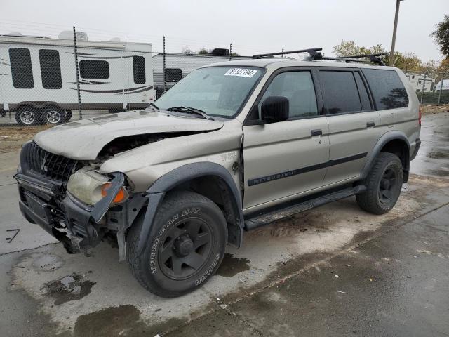 2002 Mitsubishi Montero Sport Es