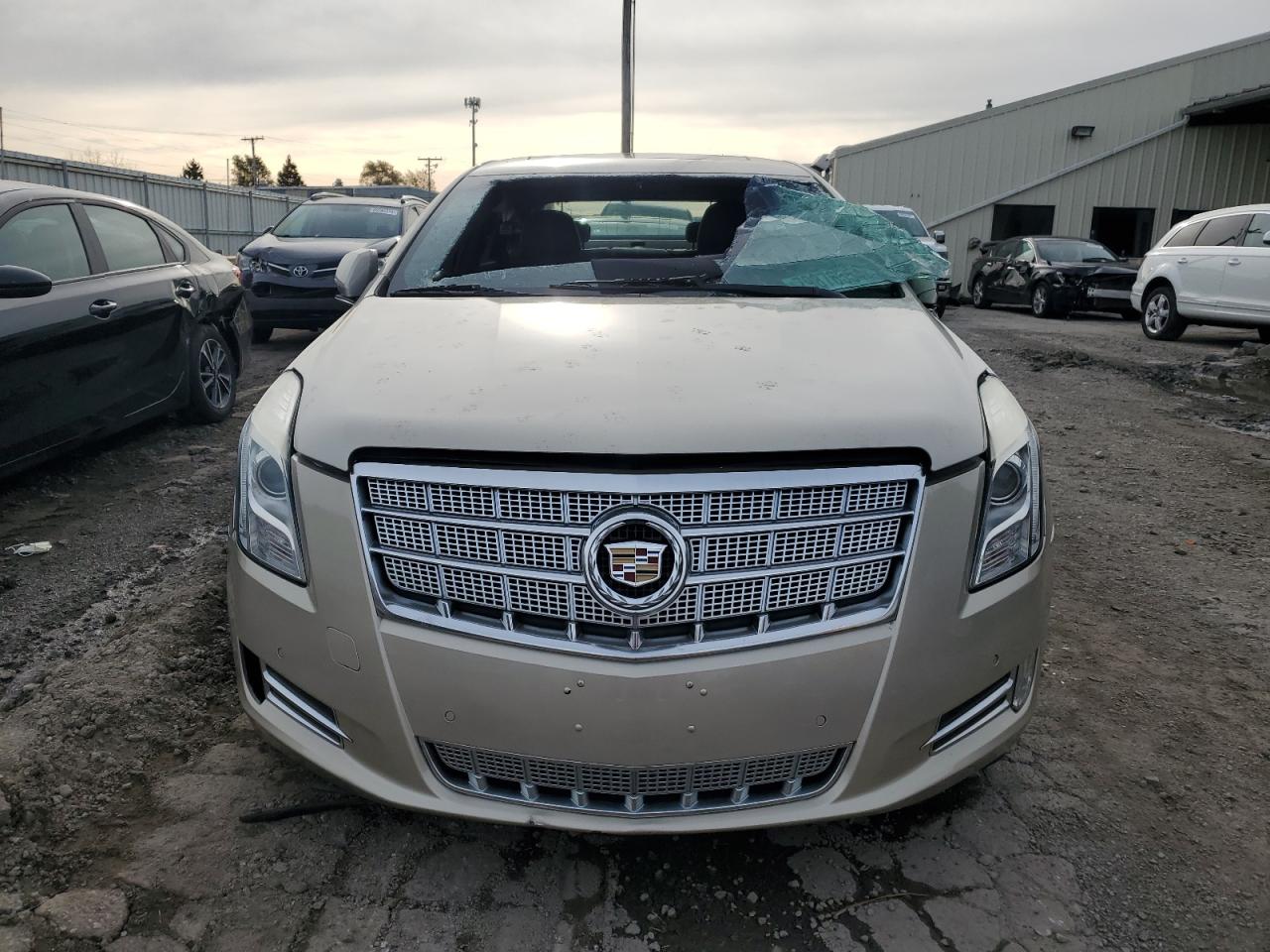 2013 Cadillac XTS - Image 5