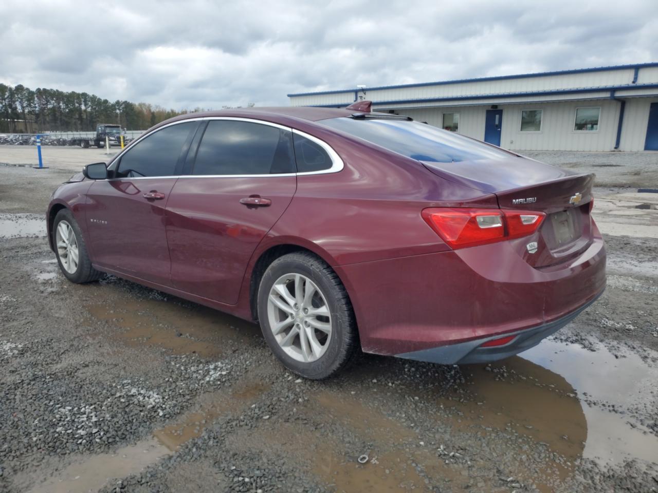2016 Chevrolet Malibu - Image 2