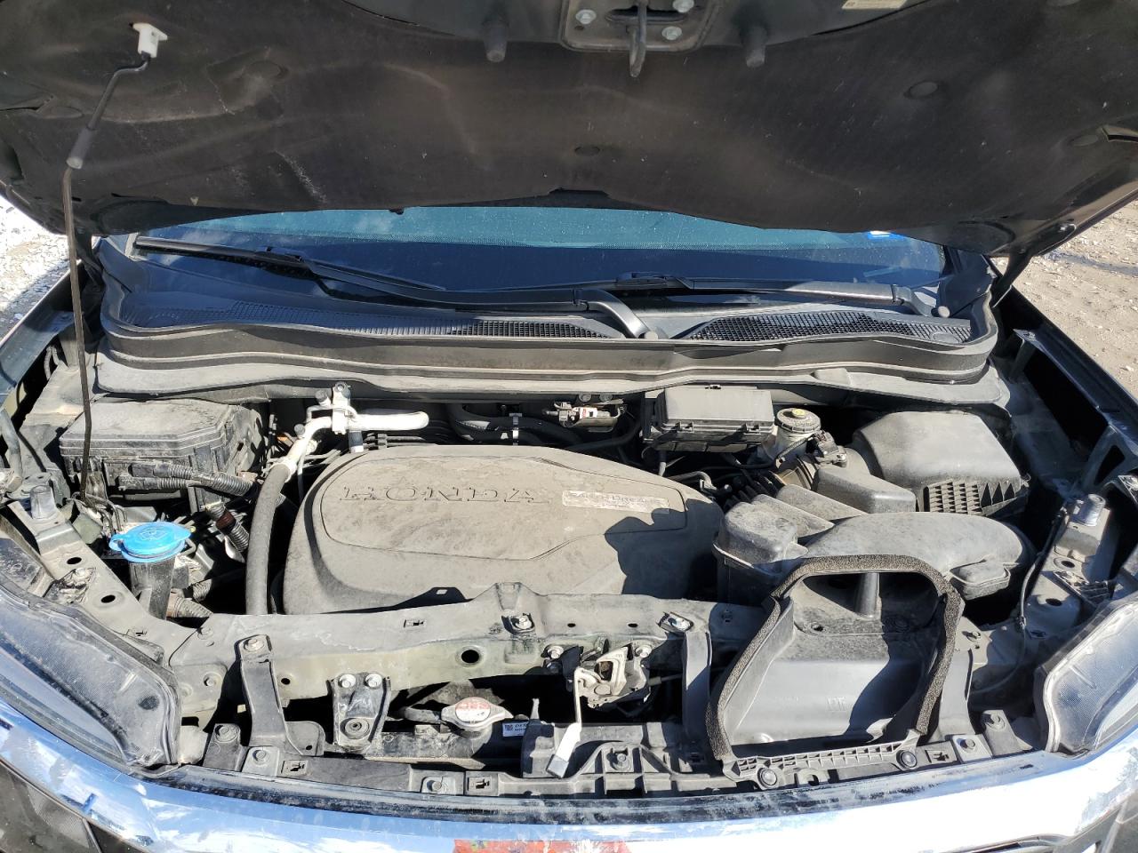 2016 Honda Pilot - Image 12