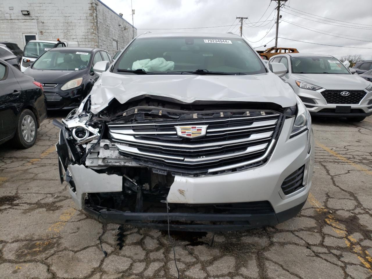 VIN 1GYKNARSXKZ214510 2019 CADILLAC XT5 no.5