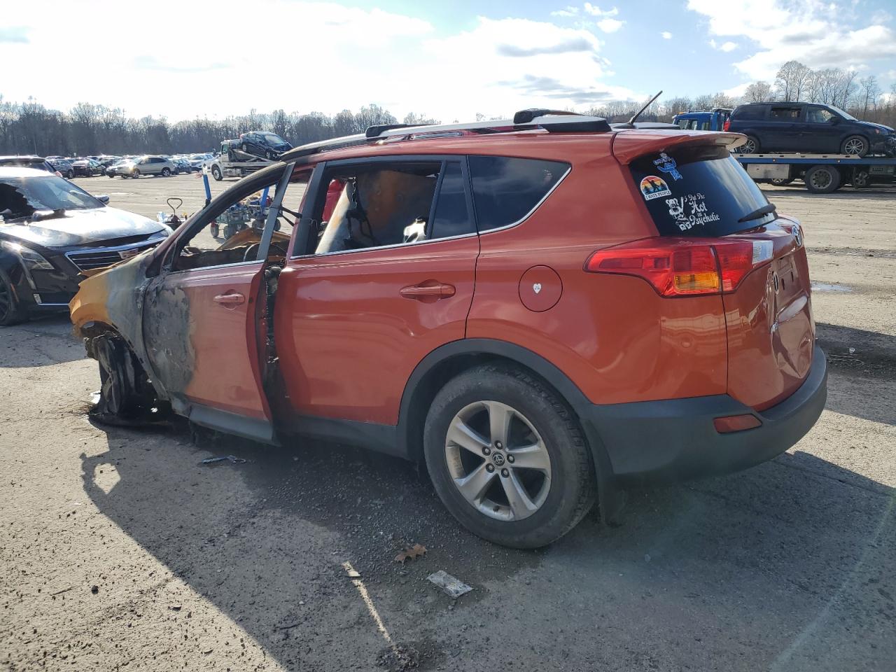 2015 Toyota RAV 4 - Image 2