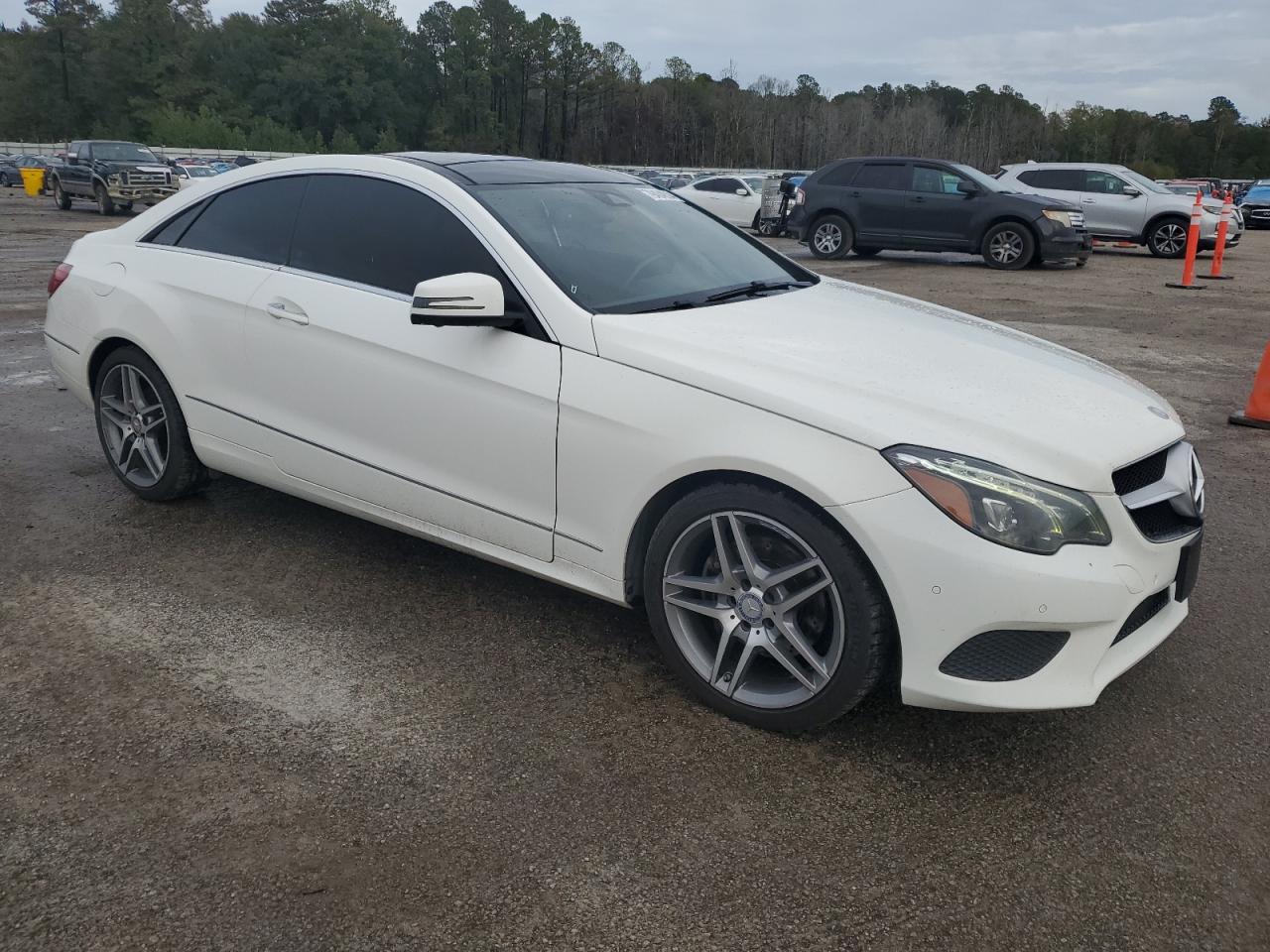 2015 Mercedes-Benz E-klasse - Image 4